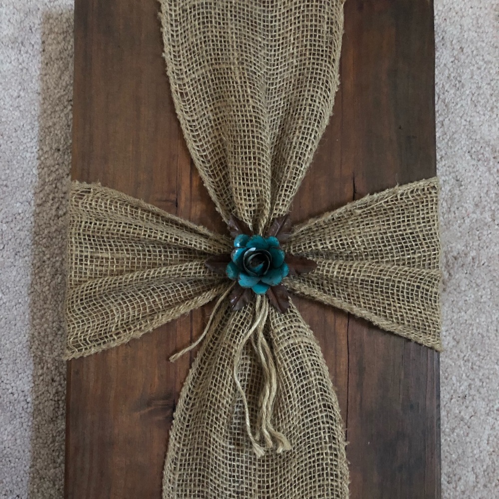 Wooden Farmhouse Decor